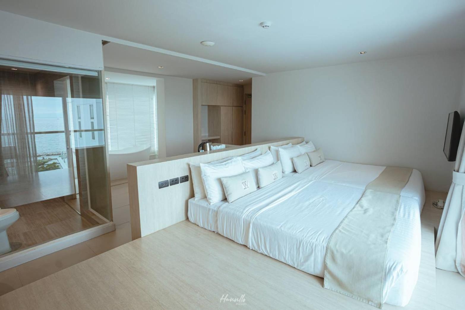 Worita Cove Hotel Na Chom Thian Esterno foto