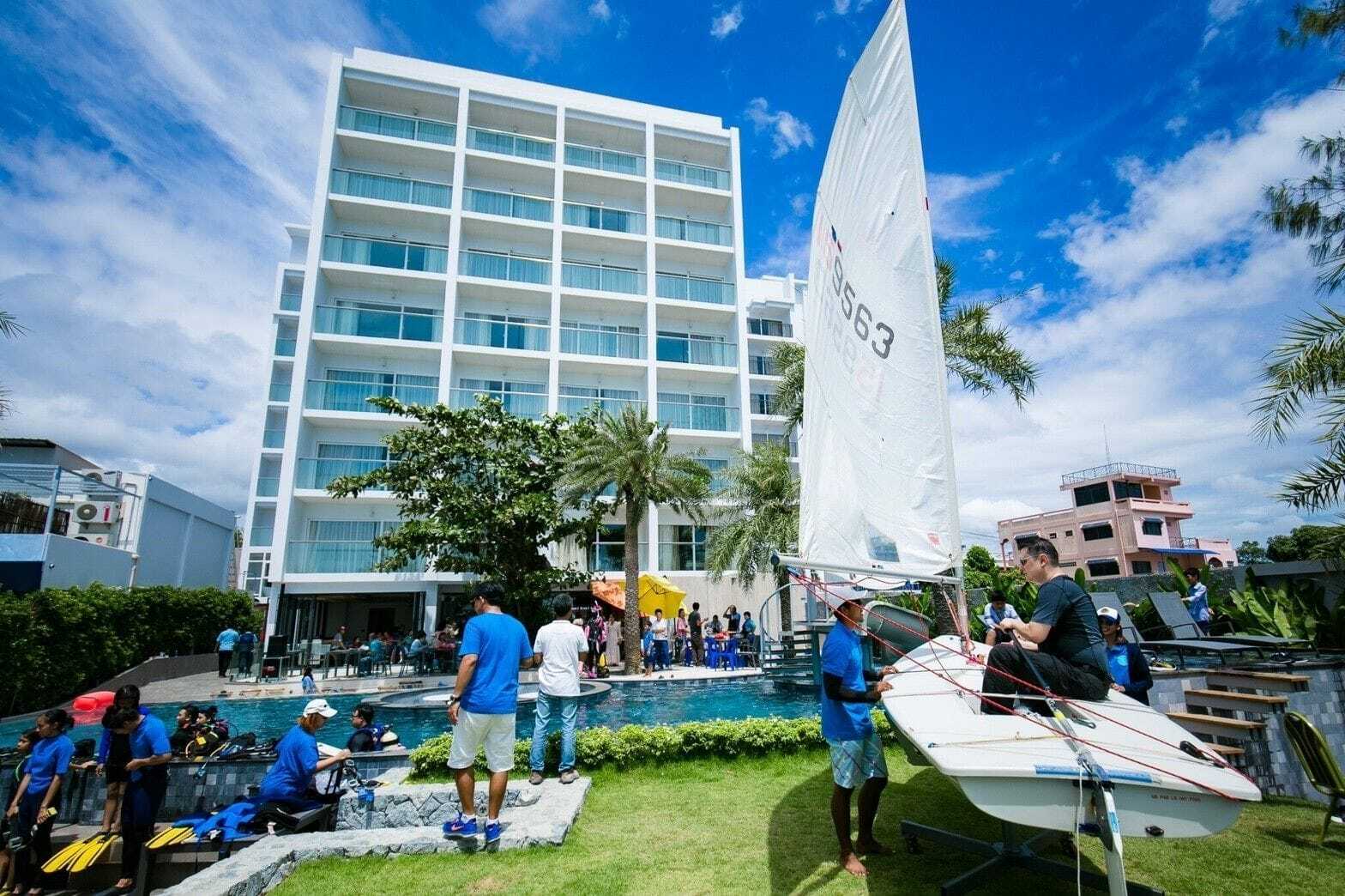 Worita Cove Hotel Na Chom Thian Esterno foto